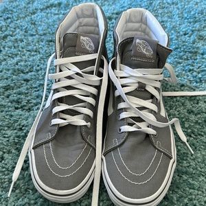 Vans Sk8HiTop in great condition!